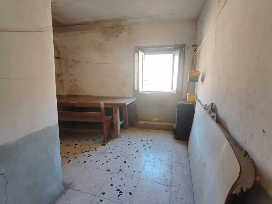 Immagine 8 di Appartamento in vendita  in piazza S. Angelo a Arnara