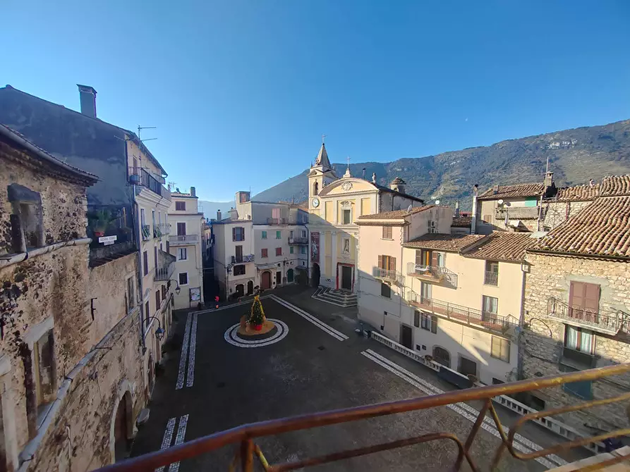 Immagine 13 di Appartamento in vendita  in piazza S. Angelo a Arnara