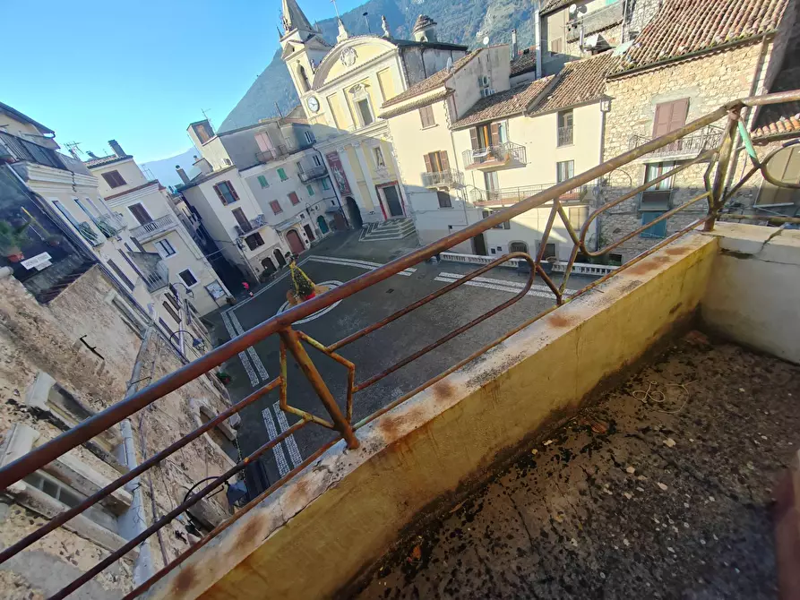 Immagine 14 di Appartamento in vendita  in piazza S. Angelo a Arnara