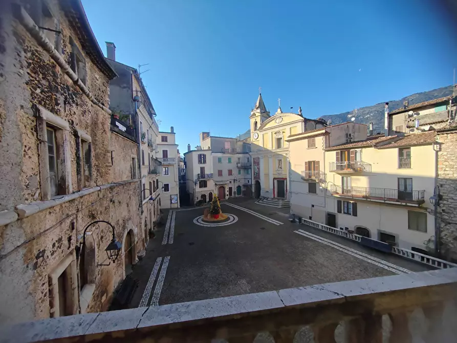 Immagine 10 di Appartamento in vendita  in piazza sant'angelo a Vallecorsa