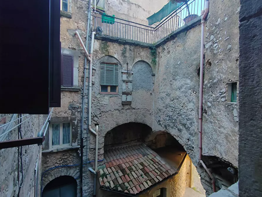 Immagine 18 di Appartamento in vendita  in piazza sant'angelo a Vallecorsa