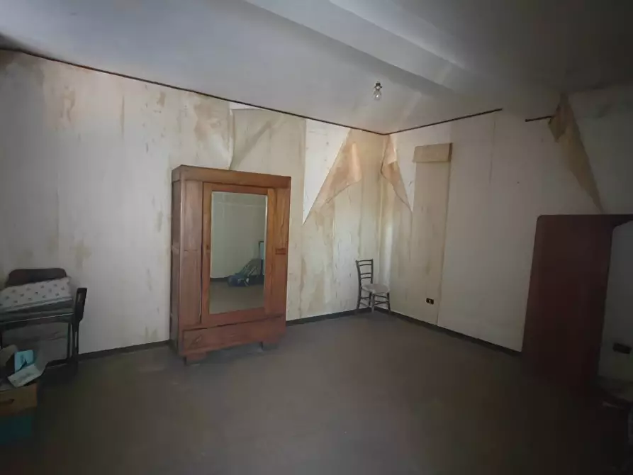 Immagine 12 di Appartamento in vendita  in piazza sant'angelo 13 a Vallecorsa