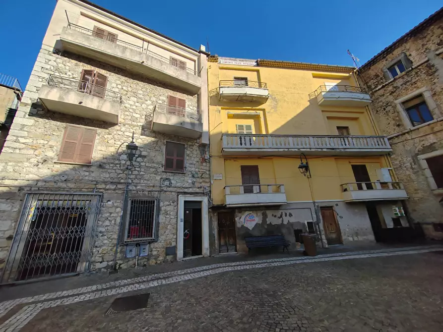Immagine 19 di Appartamento in vendita  in piazza S. Angelo a Arnara