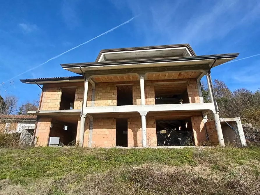 Immagine 1 di Villa in vendita  in Via Cirello 100 a Ceccano