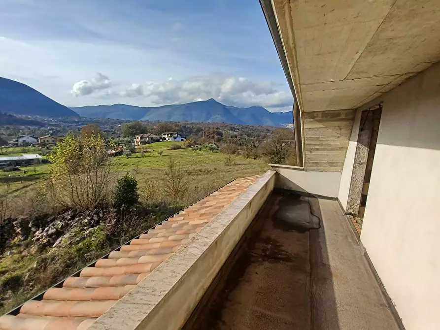 Immagine 13 di Villa in vendita  in Via Cirello 100 a Ceccano