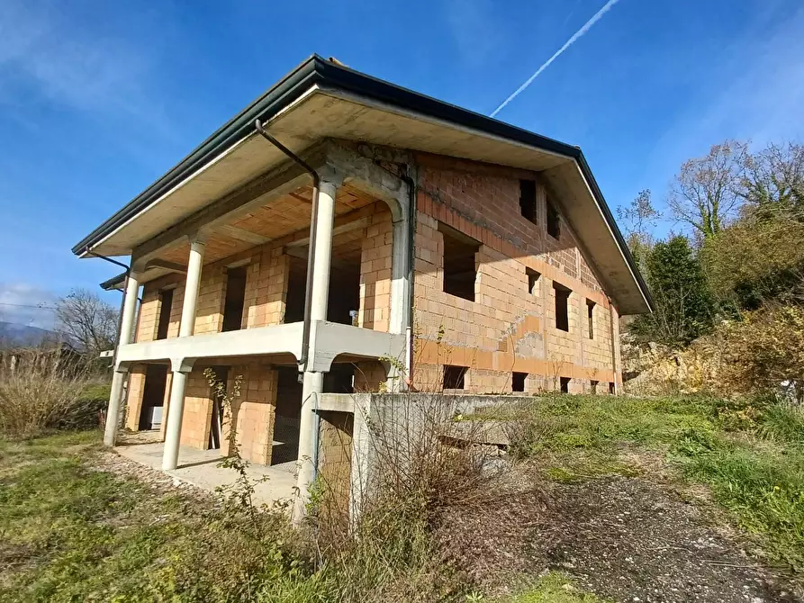 Immagine 22 di Villa in vendita  in Via Cirello 100 a Ceccano