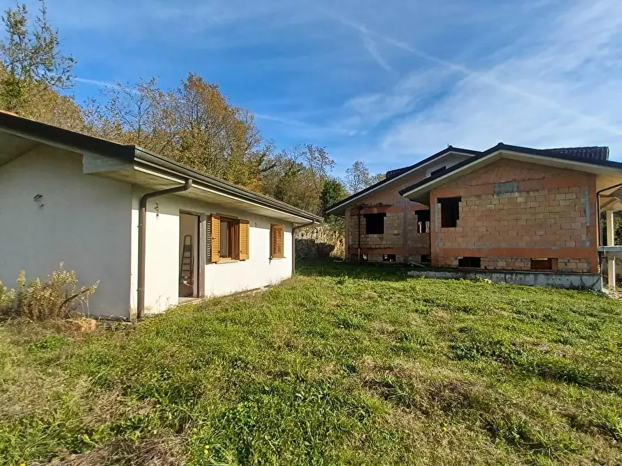 Immagine 27 di Villa in vendita  in Via Cirello 100 a Ceccano
