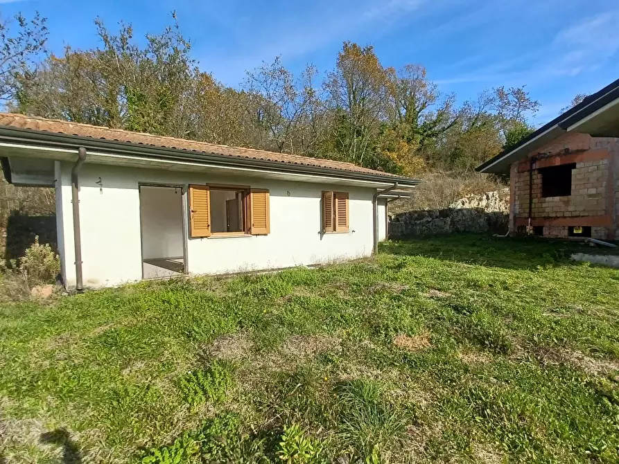 Immagine 30 di Villa in vendita  in Via Cirello 100 a Ceccano