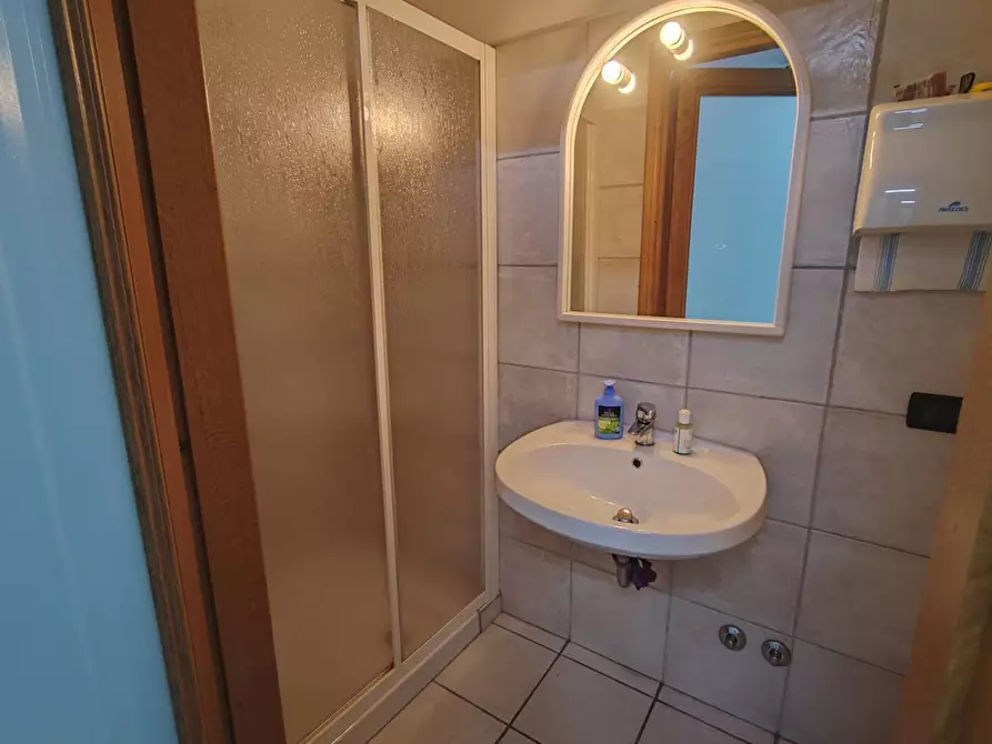 Immagine 10 di Appartamento in vendita  in Via Capitano Vincenzo Pellegrini 20 a Bassiano