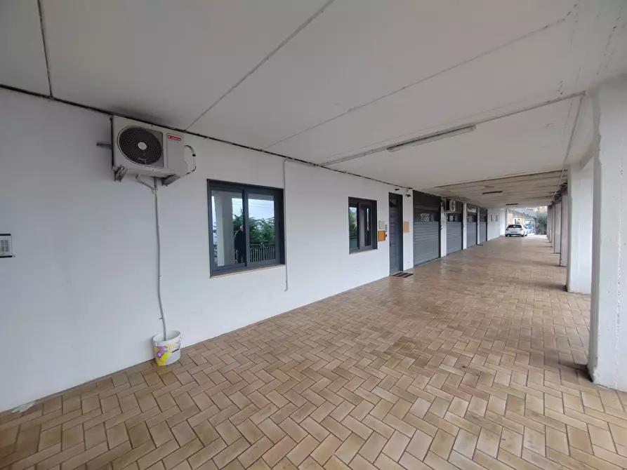 Immagine 19 di Appartamento in vendita  in Via Capitano Vincenzo Pellegrini 20 a Bassiano