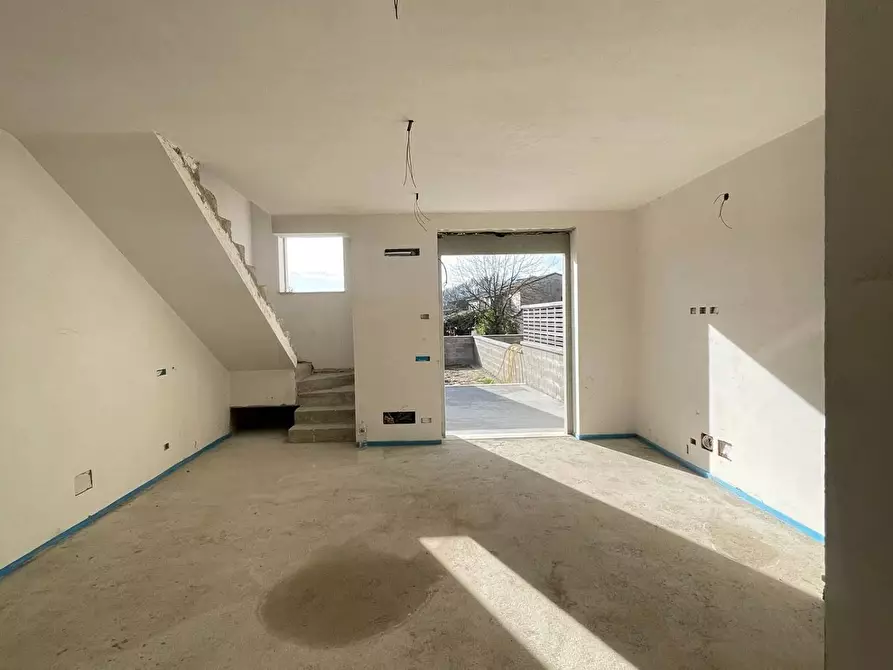 Immagine 27 di Villetta a schiera in vendita  in via marittima snc a Frosinone