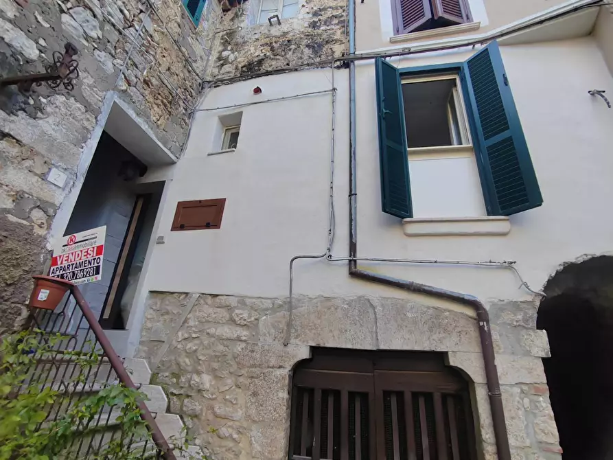 Immagine 12 di Appartamento in vendita  in piazza Annunziata a Amaseno