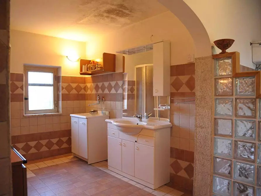 Immagine 9 di Casa indipendente in vendita  in contrada Madonna del Piano 5 a Arnara