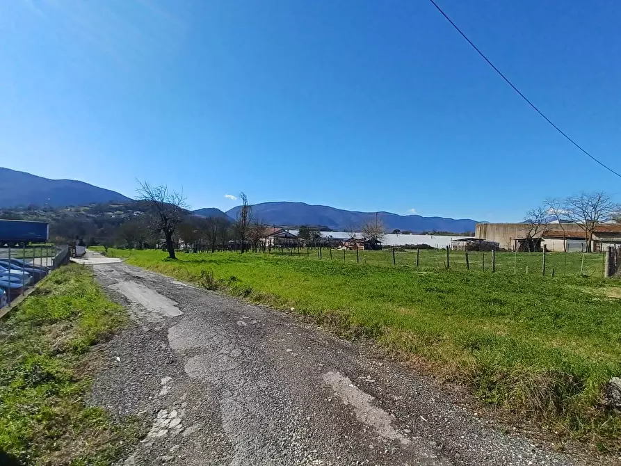 Immagine 7 di Locale commerciale in vendita  in via Caragno a Pofi