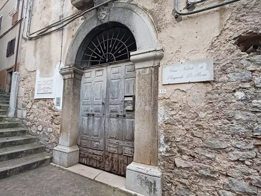 Immagine 1 di Appartamento in vendita  in Via Maria De Mattias a Arnara