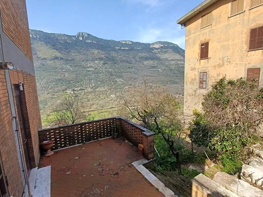 Immagine 13 di Appartamento in vendita  in Via Utrina a Arnara