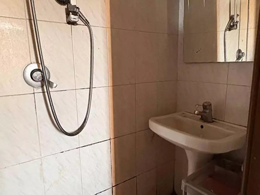 Immagine 13 di Appartamento in vendita  in via zuccari 170 a Viterbo