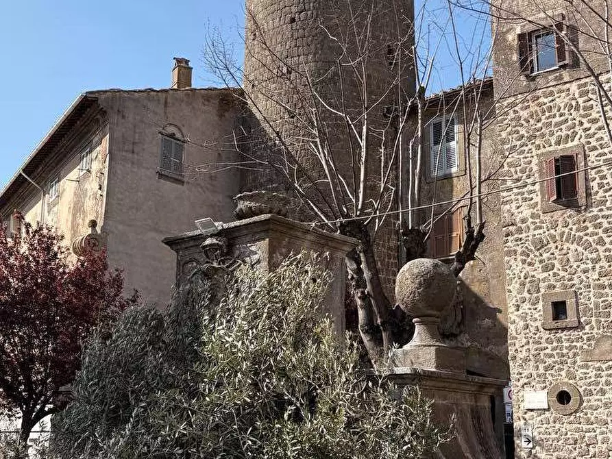 Immagine 16 di Appartamento in vendita  in via zuccari 170 a Viterbo