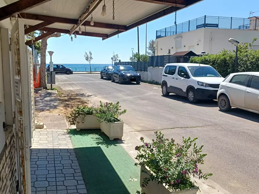 Immagine 5 di Attività commerciale in vendita  in Via Veneto 2 a Terracina