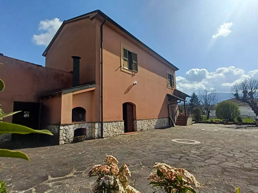 Immagine 2 di Villa in vendita  in Via Fosso Del Lupo a Anagni