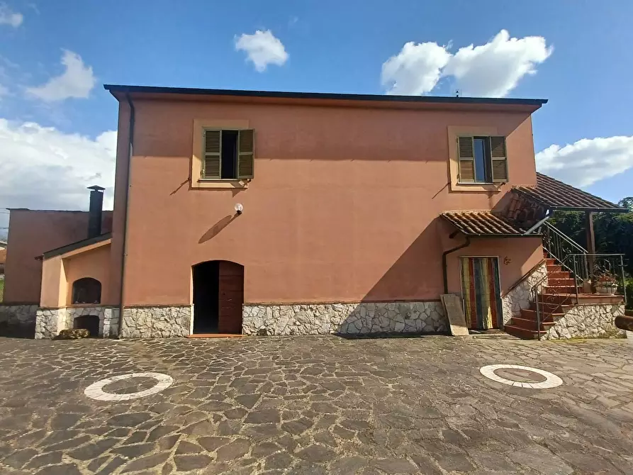 Immagine 5 di Villa in vendita  in Via Fosso Del Lupo a Anagni