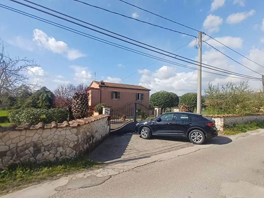 Immagine 25 di Villa in vendita  in Via Fosso Del Lupo a Anagni