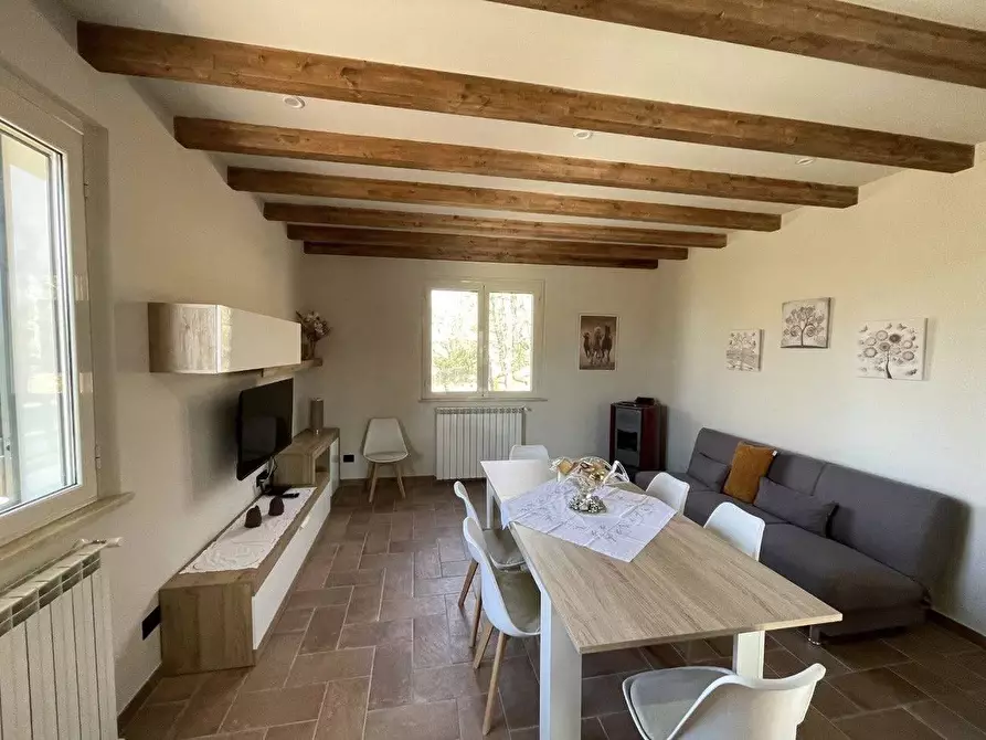 Immagine 8 di Casa indipendente in affitto  a Vico Nel Lazio