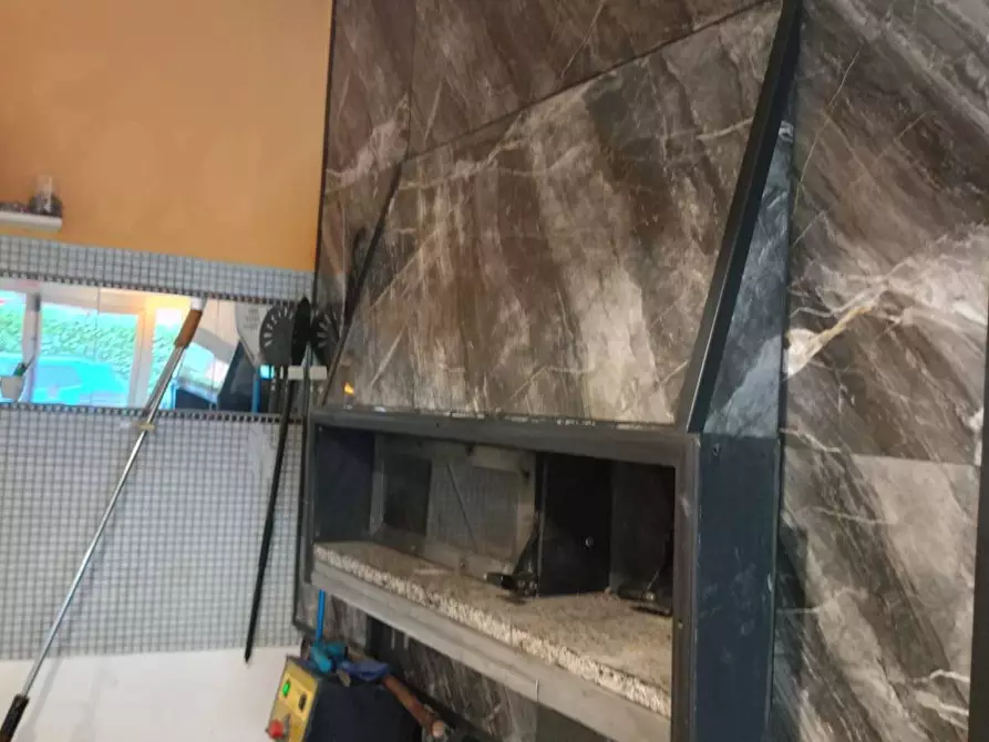 Immagine 11 di Attività commerciale in vendita  in Via Veneto 2 a Terracina