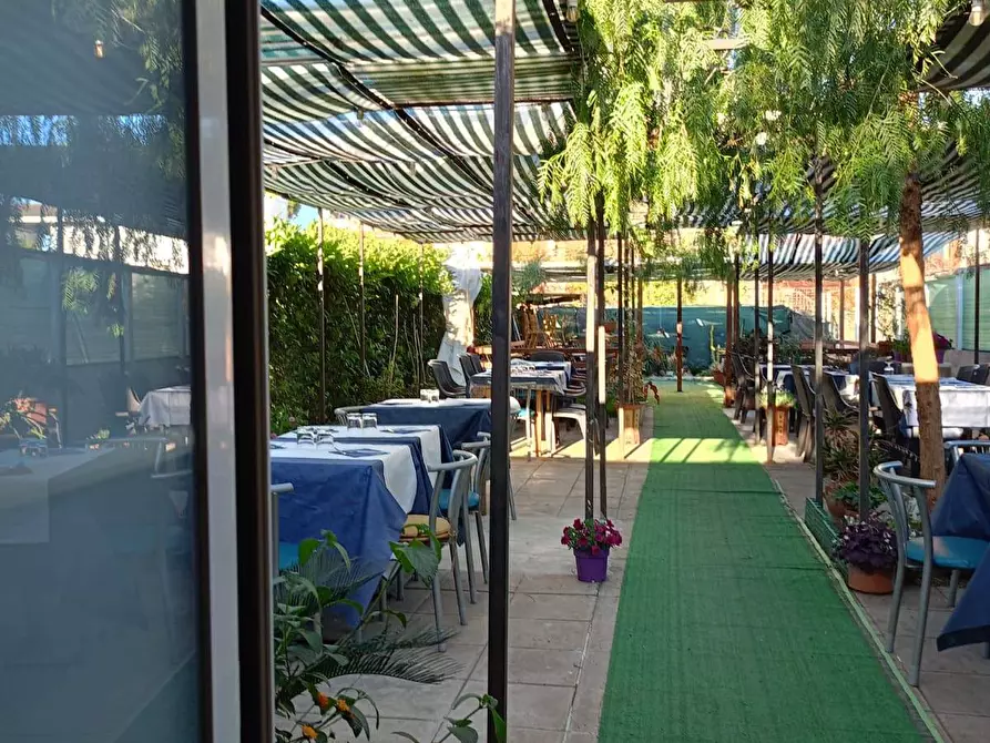 Immagine 17 di Attività commerciale in vendita  in Via Veneto 2 a Terracina