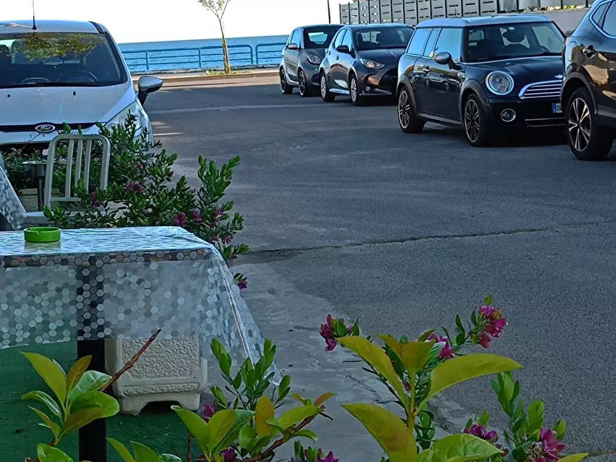Immagine 14 di Attività commerciale in vendita  in Via Veneto 2 a Terracina