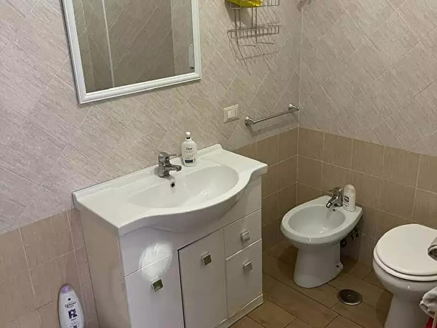 Immagine 13 di Appartamento in vendita  in via campania a Alatri