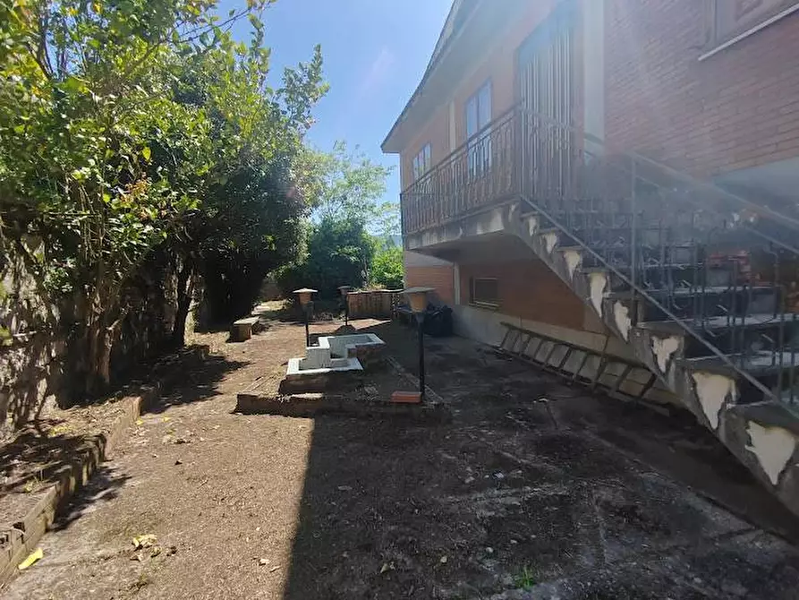 Immagine 18 di Appartamento in vendita  in Via Utrina a Arnara