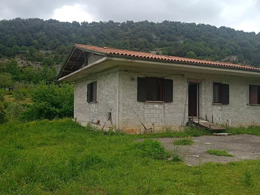 Immagine 1 di Casa indipendente in vendita  in Via San Sebastiano 1 Traversa a Carpineto Romano
