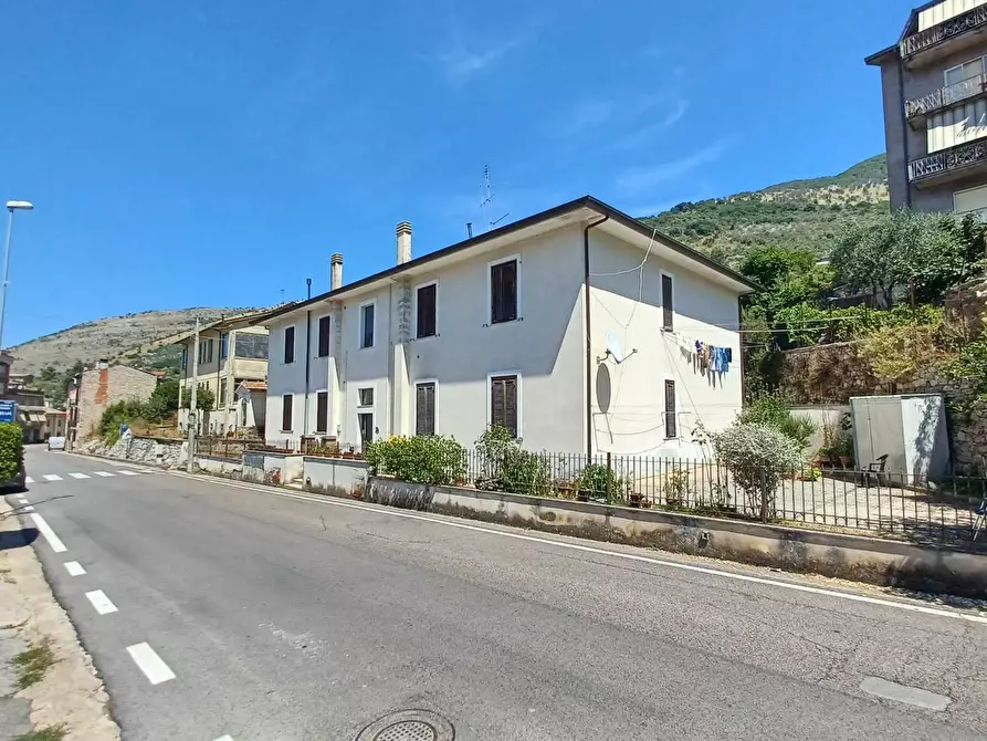 Immagine 13 di Appartamento in vendita  in Via Roma 87 a Arnara