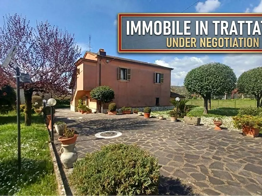 Immagine 1 di Villa in vendita  in Via Fosso Del Lupo a Anagni