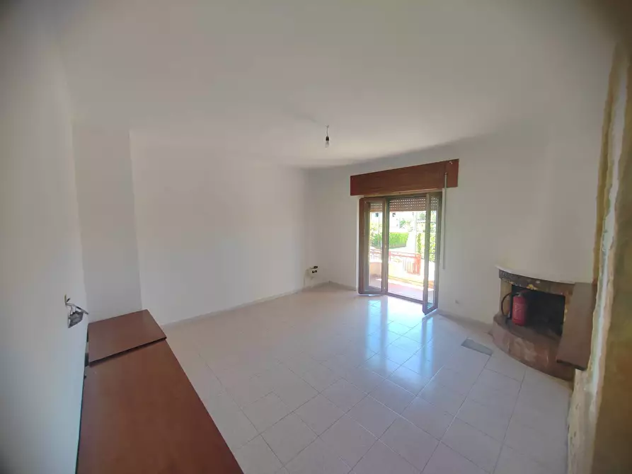 Immagine 7 di Appartamento in vendita  in melogrosso snc a Bassiano