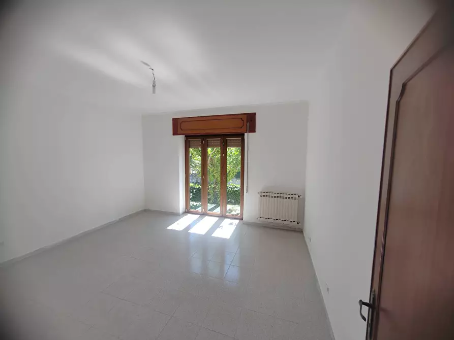 Immagine 8 di Appartamento in vendita  in melogrosso snc a Bassiano