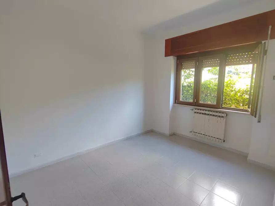Immagine 9 di Appartamento in vendita  in melogrosso snc a Bassiano