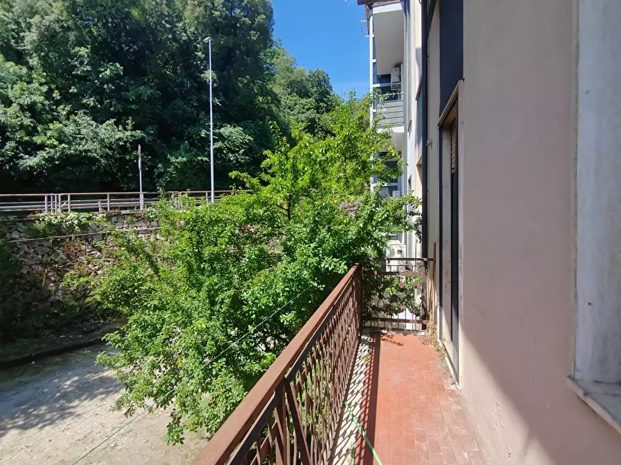 Immagine 13 di Locale commerciale in vendita  in Viale Della Libertà a Ceccano