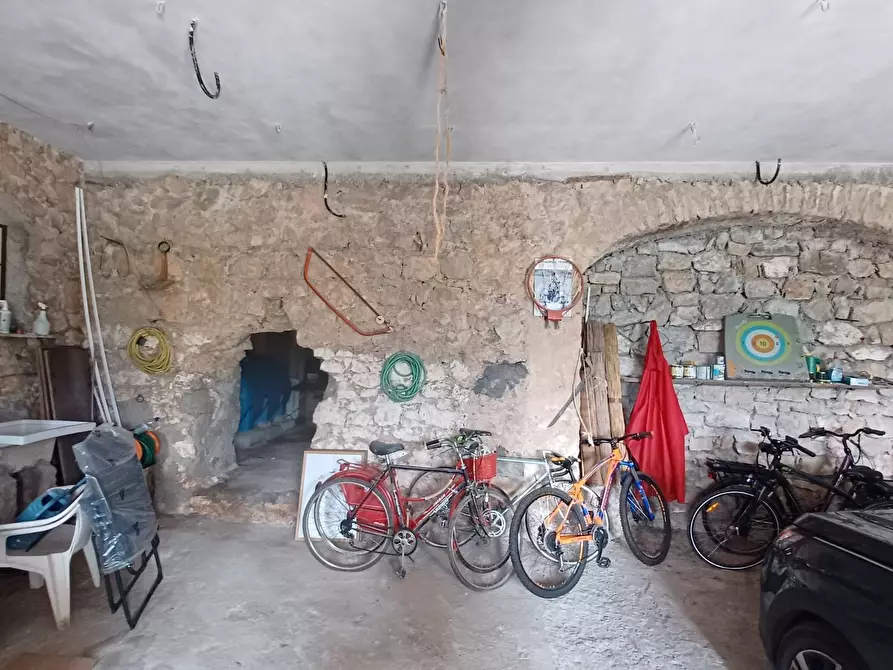 Immagine 10 di Casa semindipendente in vendita  in Via Marittima a Bassiano