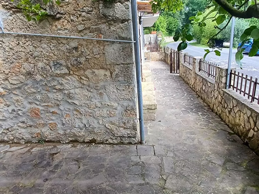 Immagine 13 di Casa semindipendente in vendita  in Via Marittima a Bassiano