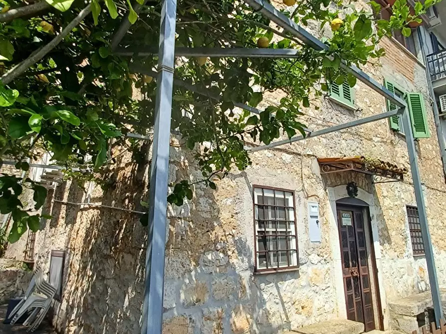 Immagine 29 di Casa semindipendente in vendita  in Via Marittima a Bassiano