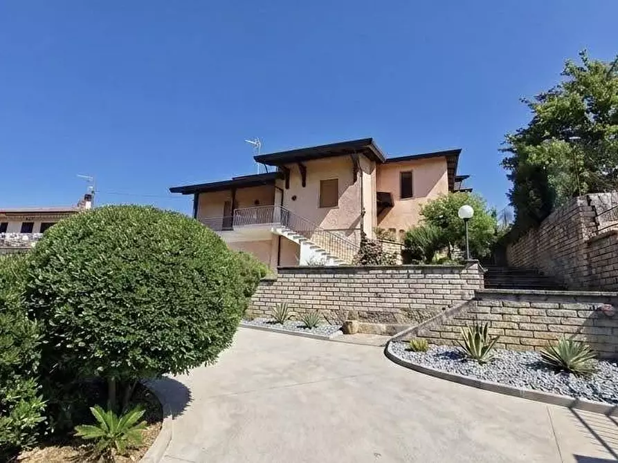 Immagine 1 di Casa indipendente in vendita  13 a Ceccano