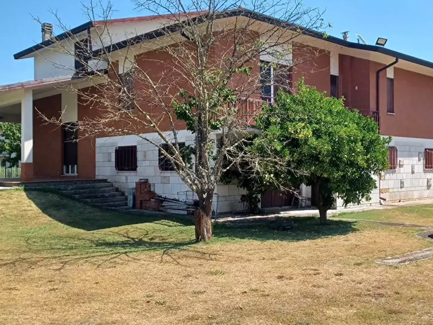 Immagine 14 di Villa in vendita  in Via Cannuccio 16 a Ceprano
