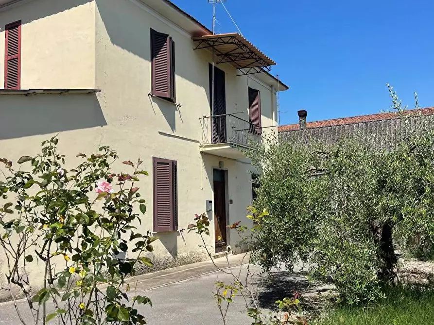 Immagine 1 di Casa indipendente in vendita  in Via Vetiche 135 a Frosinone