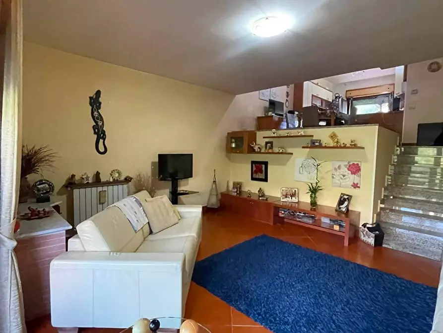 Immagine 5 di Villetta a schiera in vendita  in via sicilia 82 a Alatri