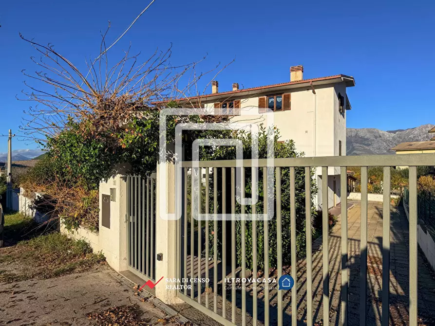 Immagine 2 di Appartamento in vendita  in via Piano Madonna di Loreto 18 a Alfedena