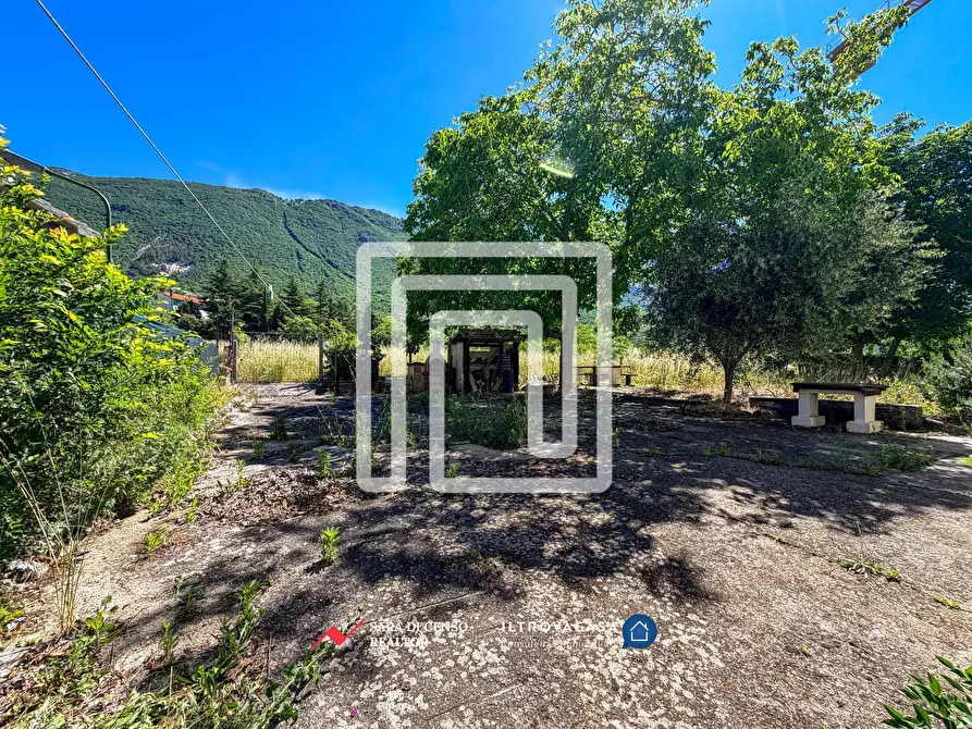 Immagine 37 di Casa indipendente in vendita  in Via Della Madonna 29 a Villa Santa Lucia Degli Abruzzi
