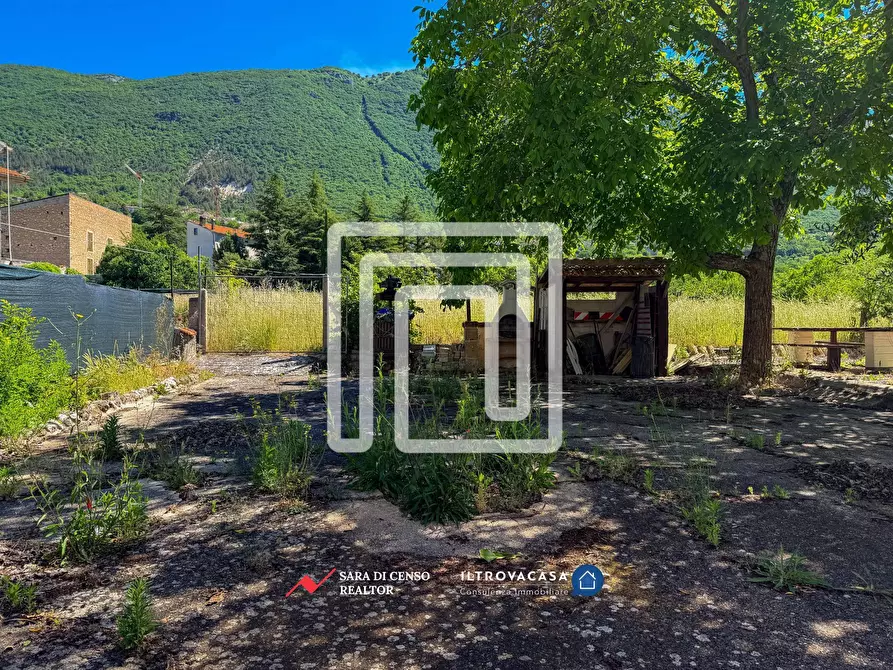 Immagine 40 di Casa indipendente in vendita  in Via Della Madonna 29 a Villa Santa Lucia Degli Abruzzi