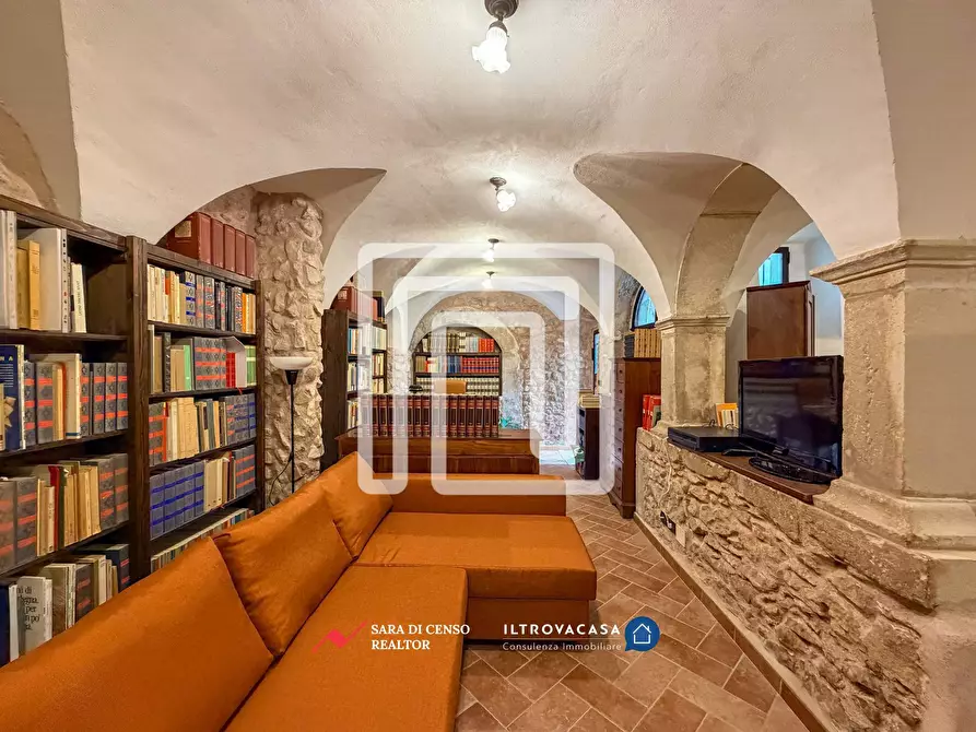 Immagine 1 di Casa indipendente in vendita  in Piazza Garibaldi a Sulmona